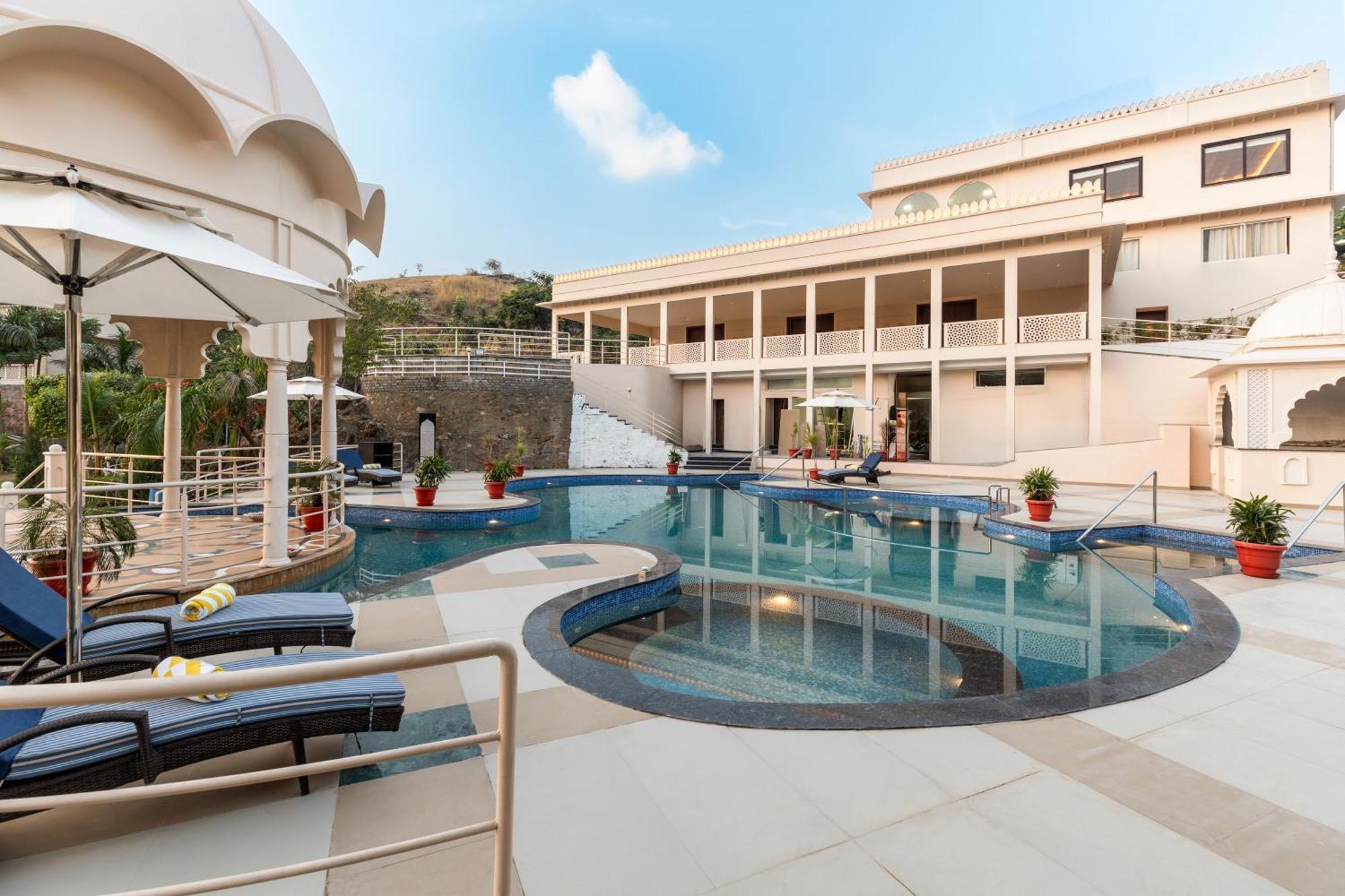 Sayaji Resorts & Spa Udaipur Exterior photo
