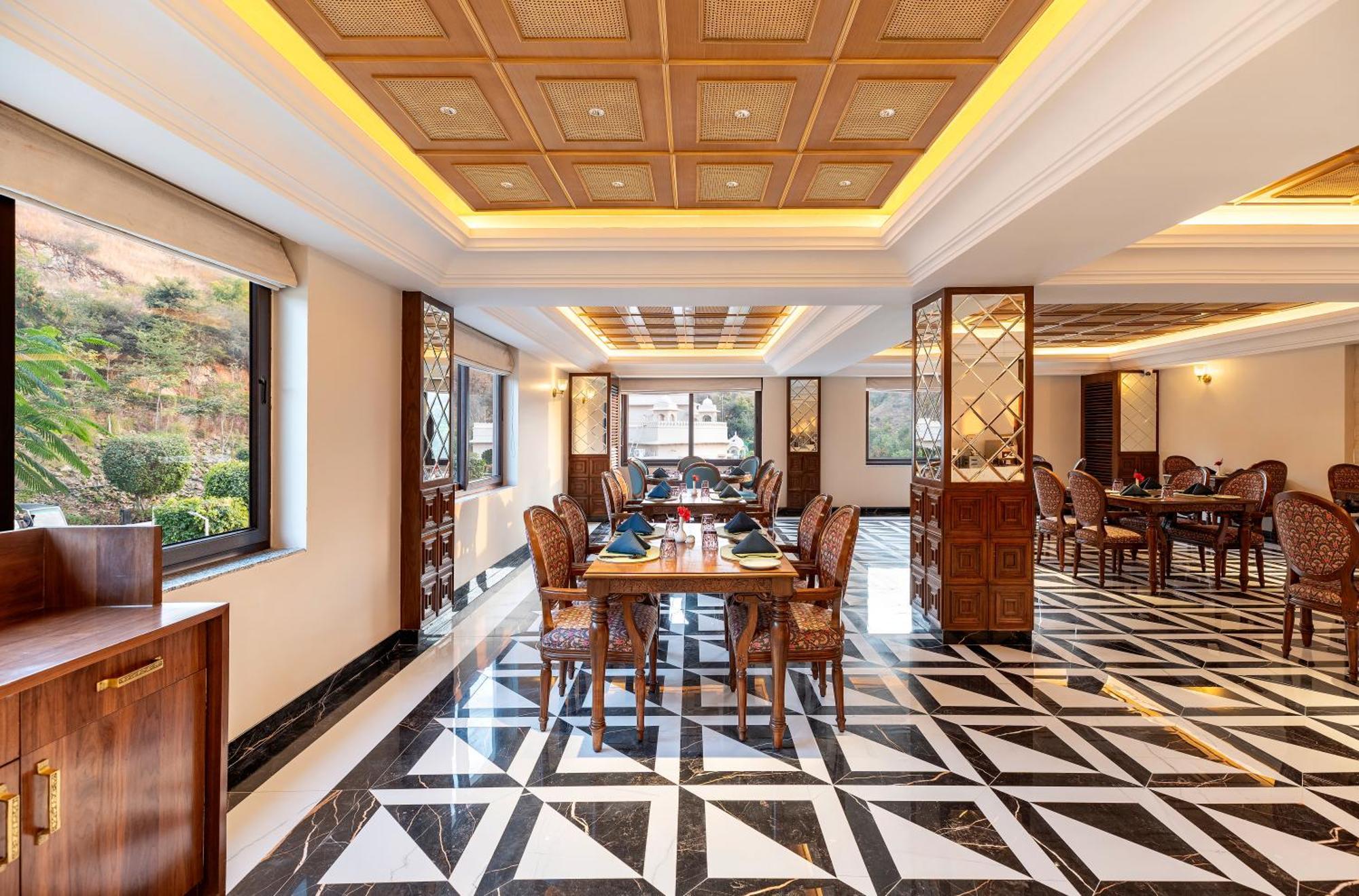 Sayaji Resorts & Spa Udaipur Exterior photo