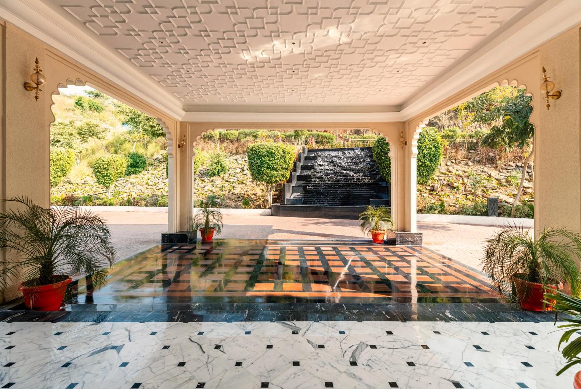 Sayaji Resorts & Spa Udaipur Exterior photo